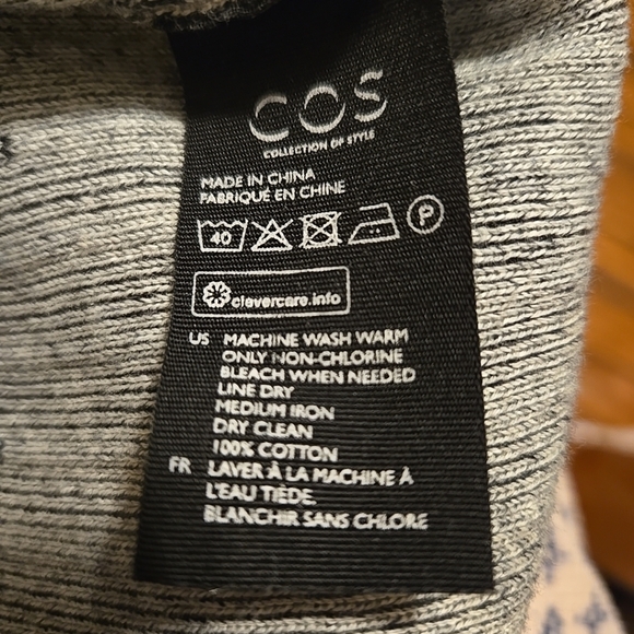 COS Men's Gray Ribbed Sweater - Picture 5 of 8